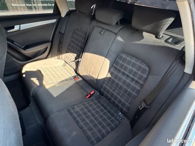 Audi A4 Avant 20 tdi 145ch ambiente   - 11