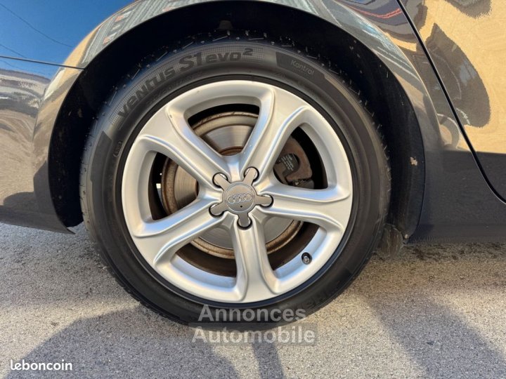 Audi A4 Avant 20 tdi 145ch ambiente - 24