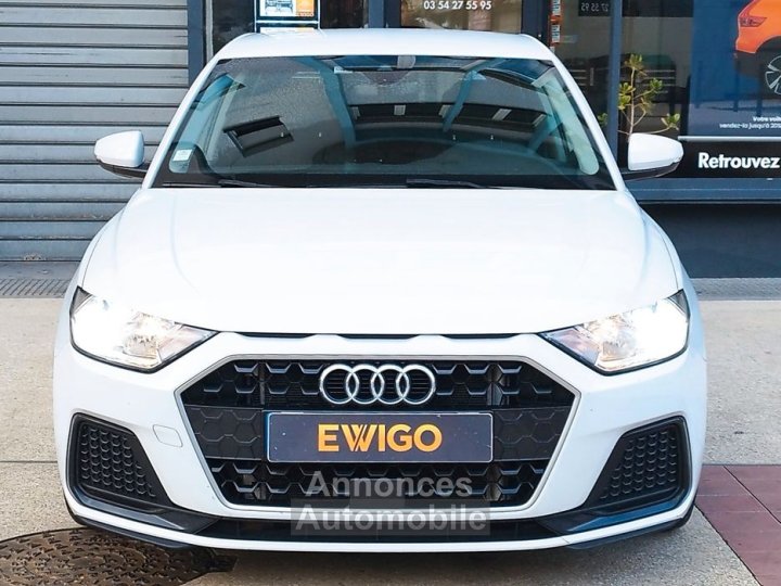 Audi A1 Sportback 15 35 tfsi 150ch business line s-tronic bva carplay sieges chauffants - 3