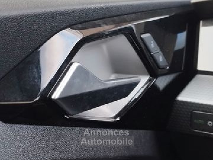 Audi A1 Sportback 15 35 tfsi 150ch business line s-tronic bva carplay sieges chauffants - 24