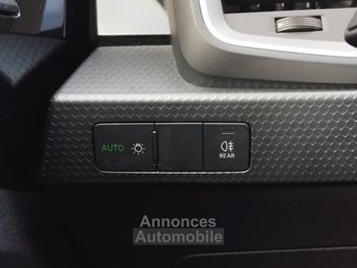 Audi A1 Sportback 15 35 tfsi 150ch business line s-tronic bva carplay sieges chauffants - 25