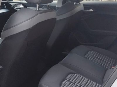 Audi A1 Sportback 15 35 tfsi 150ch business line s-tronic bva carplay sieges chauffants   - 30