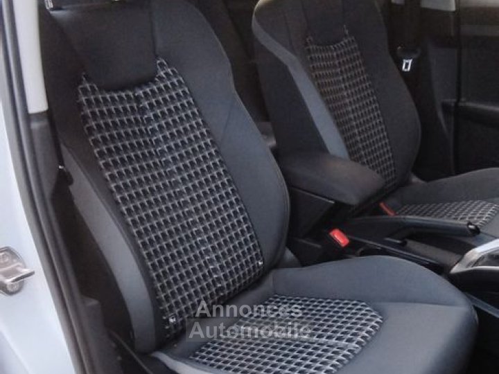 Audi A1 Sportback 15 35 tfsi 150ch business line s-tronic bva carplay sieges chauffants - 31