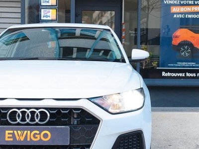 Audi A1 Sportback 15 35 tfsi 150ch business line s-tronic bva carplay sieges chauffants   - 35