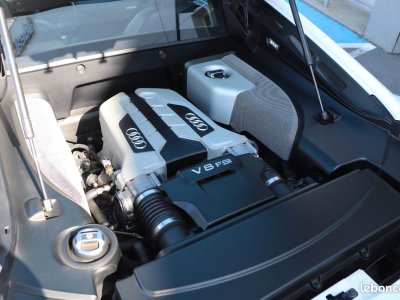 Audi R8 coupe 42 fsi 420ch quattro bva alcantara entretien complet   - 19
