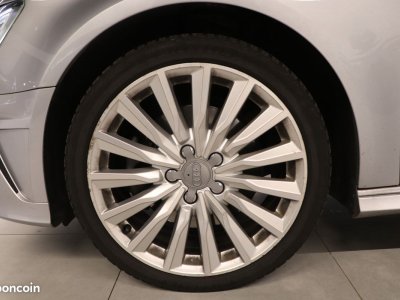 Audi A3 Sportback 14 tfsi e-tron 204ch bva- camera de recul -toit ouvrant panoramique - 18