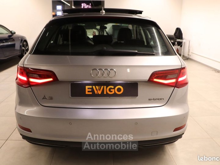 Audi A3 Sportback 14 tfsi e-tron 204ch bva- camera de recul -toit ouvrant panoramique - 24