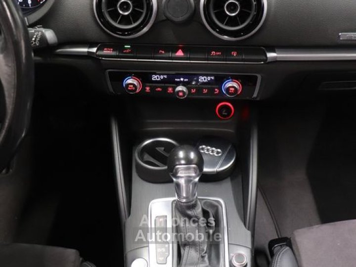 Audi A3 Sportback 14 tfsi e-tron 204ch bva- camera de recul -toit ouvrant panoramique - 32