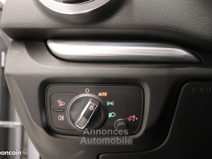 Audi A3 Sportback 14 tfsi e-tron 204ch bva- camera de recul -toit ouvrant panoramique - 37