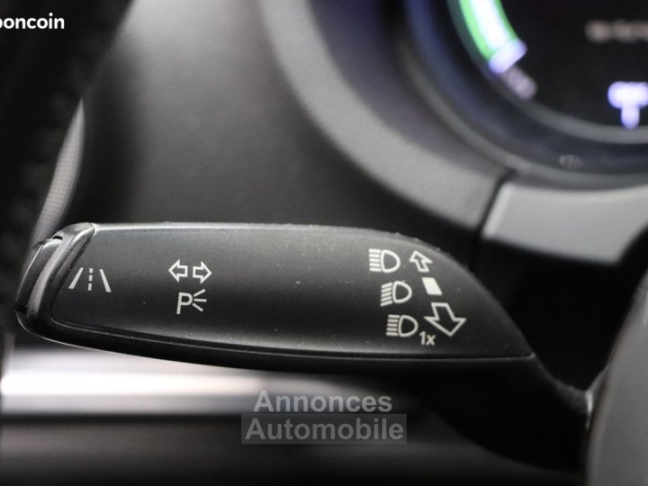 Audi A3 Sportback 14 tfsi e-tron 204ch bva- camera de recul -toit ouvrant panoramique - 38
