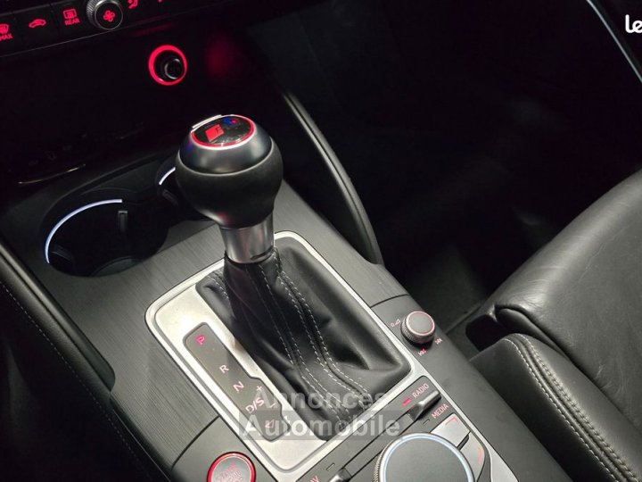 Audi RS3 sportback 25 tfsi 367 pack quattro bva - 32