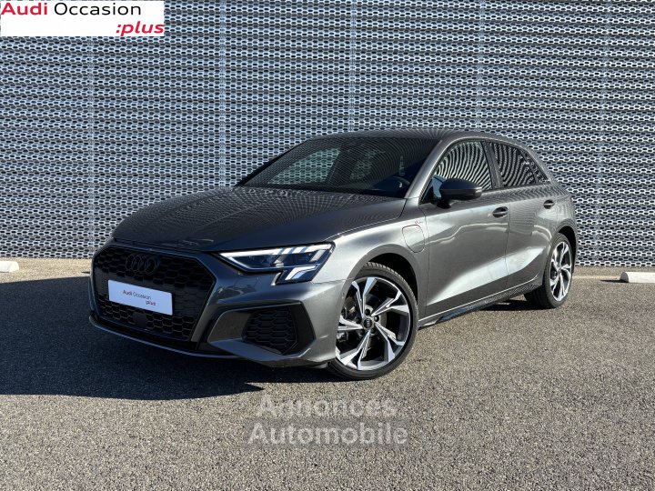 Audi A3 Sportback 40 TFSIe 204 S tronic 6 S Line - 1