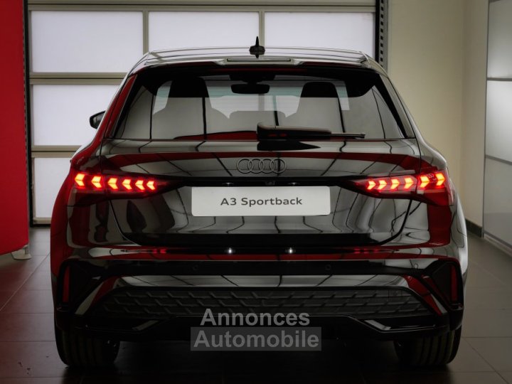 Audi A3 Sportback TFSI Mild Hybrid 150 S tronic 7 S line - 4