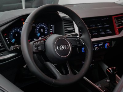 Audi A1 Sportback 25 TFSI 95 ch S tronic 7 Design - 12