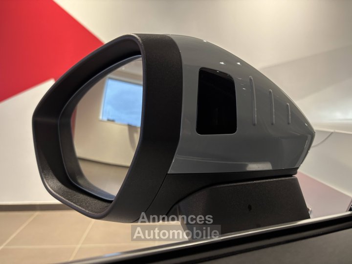 Audi Q3 HYBRIDE e-hybrid 272 ch S tronic 6 S line - 9