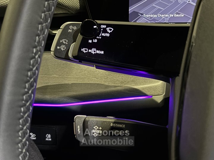 Audi Q3 HYBRIDE e-hybrid 272 ch S tronic 6 S line - 12