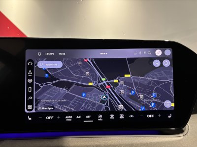 Audi Q3 HYBRIDE e-hybrid 272 ch S tronic 6 S line - 17