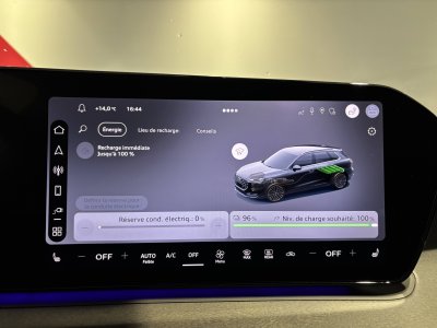 Audi Q3 HYBRIDE e-hybrid 272 ch S tronic 6 S line - 20