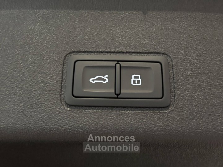 Audi Q3 HYBRIDE e-hybrid 272 ch S tronic 6 S line - 22