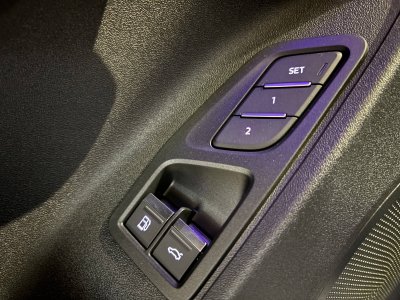 Audi Q3 HYBRIDE e-hybrid 272 ch S tronic 6 S line - 24