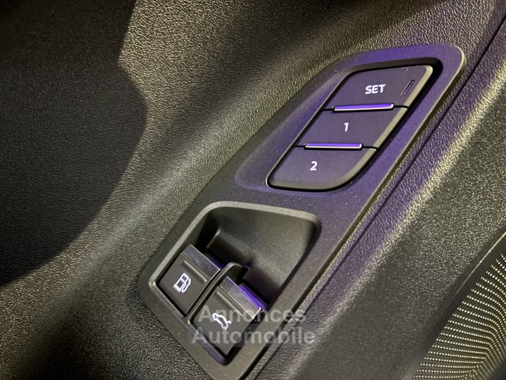 Audi Q3 HYBRIDE e-hybrid 272 ch S tronic 6 S line - 24