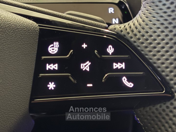 Audi Q3 HYBRIDE e-hybrid 272 ch S tronic 6 S line - 29