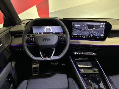 Audi Q3 HYBRIDE e-hybrid 272 ch S tronic 6 S line - 34