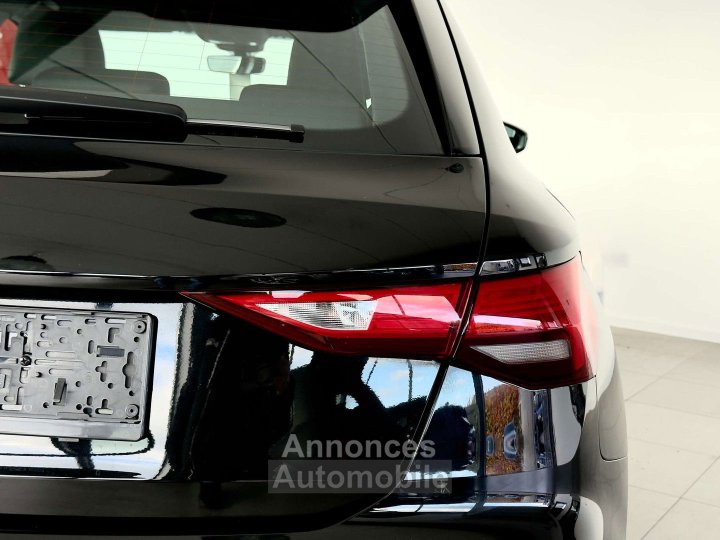 Audi A3 Sportback 10TFSI SLINE-1ERPRO-COCKPIT-CARPLAY-PDC - 10