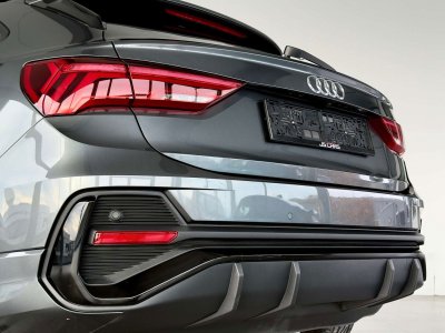 Audi Q3 Sportback 20TDiQuattroFULLS-LINE-COCKPIT-TO-CUIR - 11
