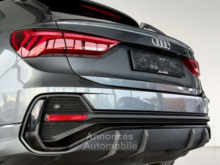 Audi Q3 Sportback 20TDiQuattroFULLS-LINE-COCKPIT-TO-CUIR - 11