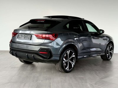 Audi Q3 Sportback 20TDiQuattroFULLS-LINE-COCKPIT-TO-CUIR - 13