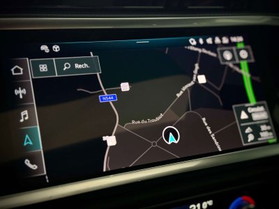 Audi Q3 Sportback 20TDiQuattroFULLS-LINE-COCKPIT-TO-CUIR - 18