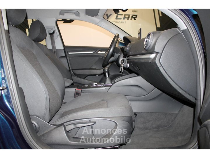 Audi A3 Sportback 20 TDI 150 PH2 Entretien Parfait État - 10