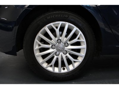 Audi A3 Sportback 20 TDI 150 PH2 Entretien Parfait État - 36