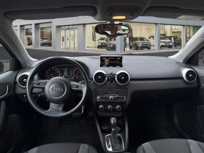 Audi A1 Sportback 14 TFSI 125ch S line S tronic 7 - 8