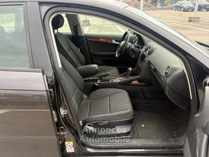 Audi A3 Sportback 20 TDI 140CH AMBIENTE S TRONIC 6 - 12