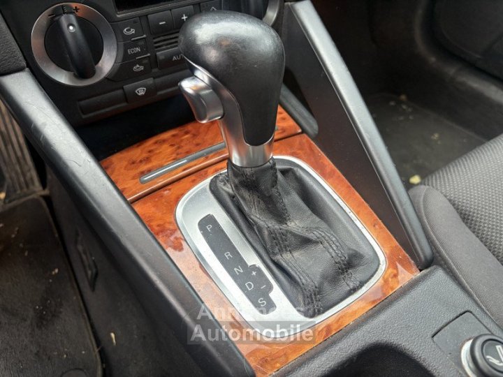 Audi A3 Sportback 20 TDI 140CH AMBIENTE S TRONIC 6 - 17