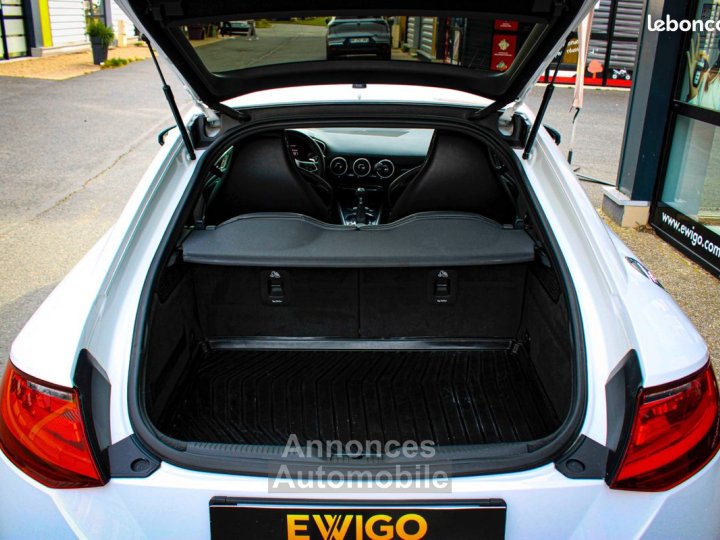 Audi TT RS iii 25 tfsi 400 ch quattro s-tronic 7 feux arrieres oled - 12