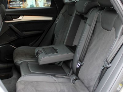 Audi Q5 55 tfsi e 367 ch s line quattro tronic 7 - 8