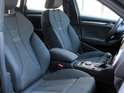 Audi A3 berline 20 tdi 150 ch sport s-tronic %2B sieges av chauffants - 6