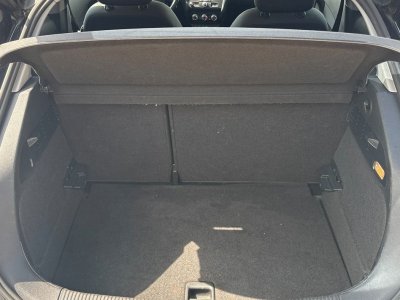 Audi A1 12 tfsi 86 ch ambition xenon + radar ar - 11