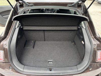 Audi A1 16 tdi 90 ch ambition xenon + radar ar - 14