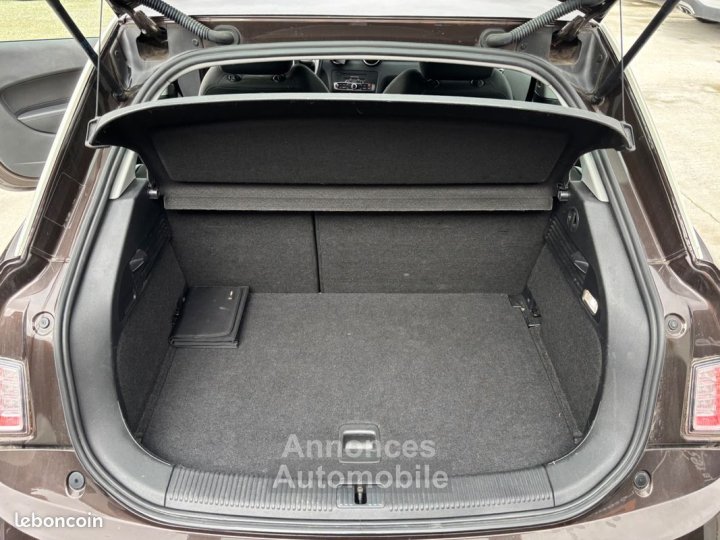 Audi A1 16 tdi 90 ch ambition xenon + radar ar - 14
