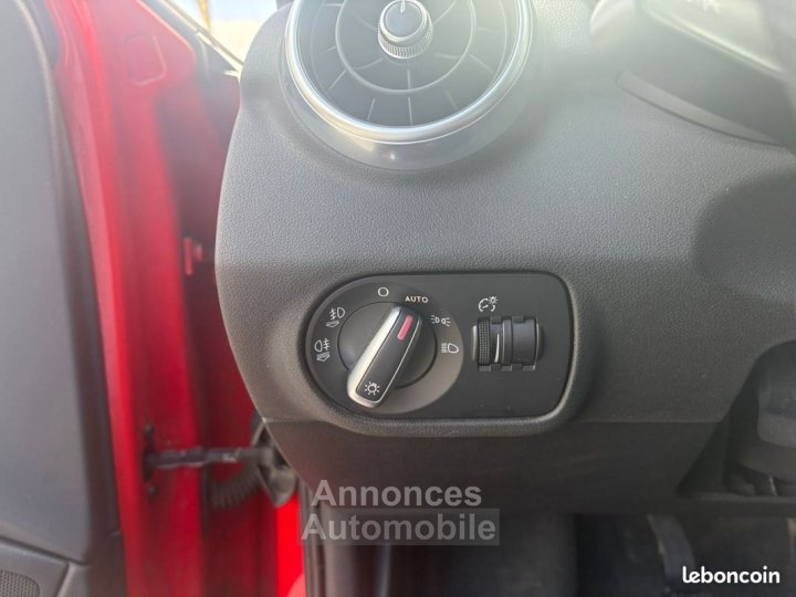 Audi A1 Sportback 14 tfsi 122 ch s-line - 16