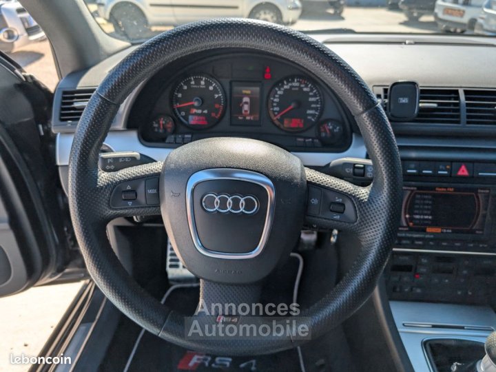 Audi RS4 avant rs4b7 42 fsi 420 quattro - 13