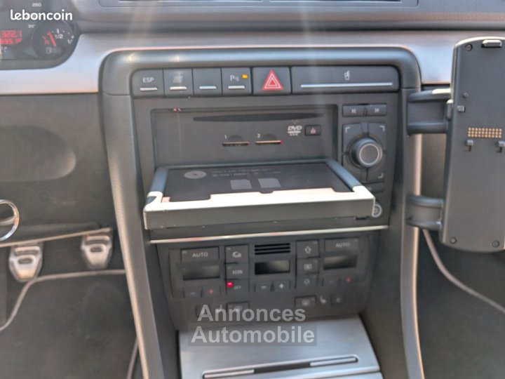 Audi RS4 avant rs4b7 42 fsi 420 quattro - 15