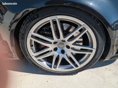 Audi RS4 avant rs4b7 42 fsi 420 quattro - 21