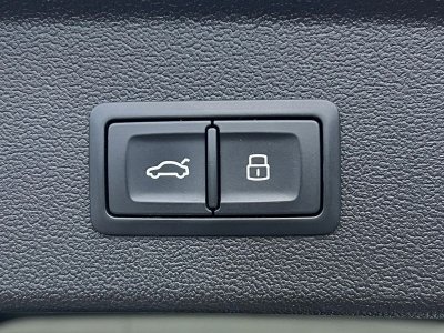 Audi A3 Sportback 20 35 tdi 150 s-line s-tronic - 33