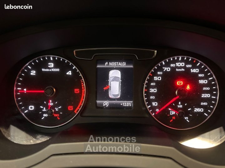 Audi Q3 20 tdi 120ch s-line - 13