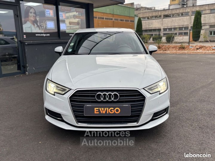 Audi A3 Sportback 16 tdi 110ch s&s design phase 2 entretien à jour - 18